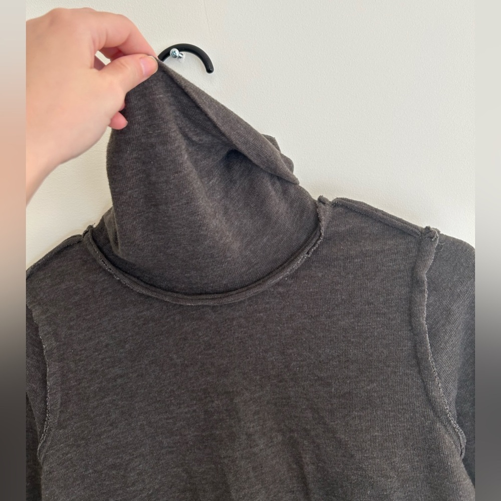 FREE PEOPLE We the Free Turtleneck Long Sleeve Exposed Seams Size XS - Picture 4 of 9